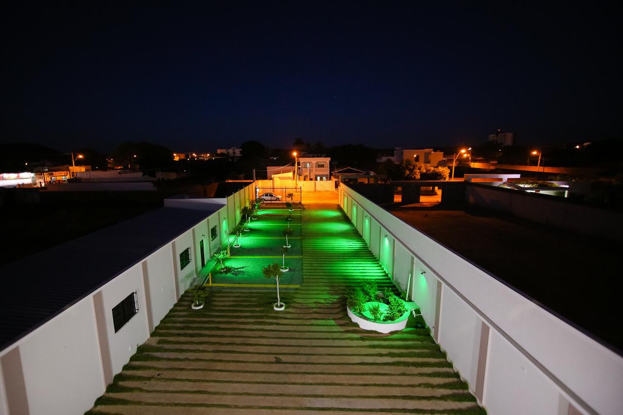 O Neves Hotel Guanambi Exteriör bild