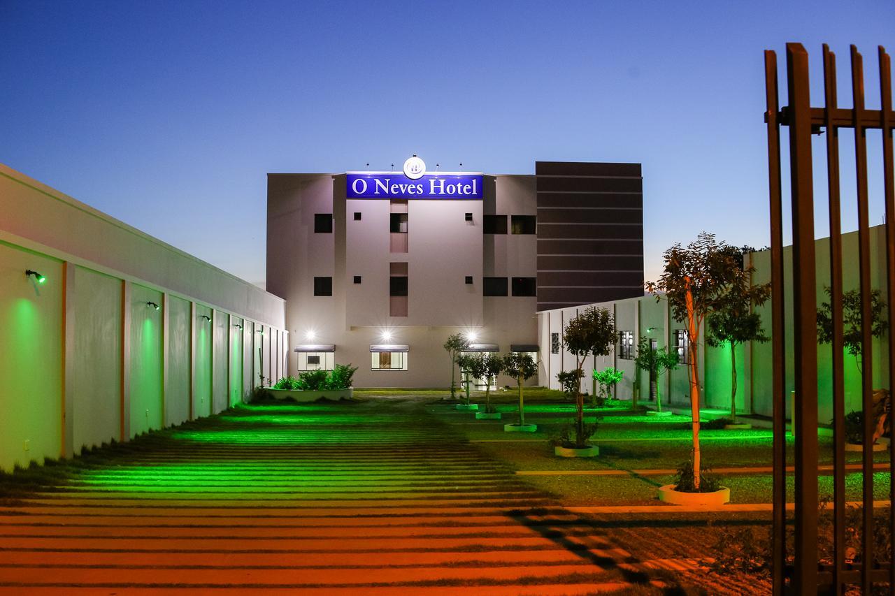O Neves Hotel Guanambi Exteriör bild